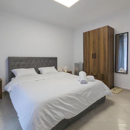 טיראנה Center Luxury Rooms מראה חיצוני תמונה